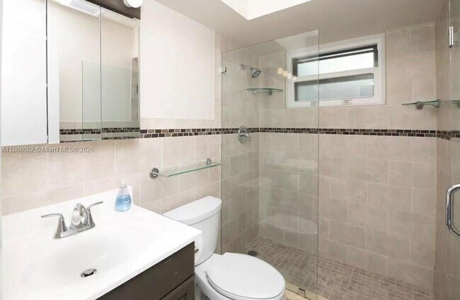 Building Photo - 1473 NW 10th St