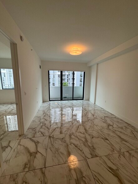 Building Photo - 47 NW 30th St