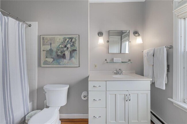 Building Photo - 30 Bull St