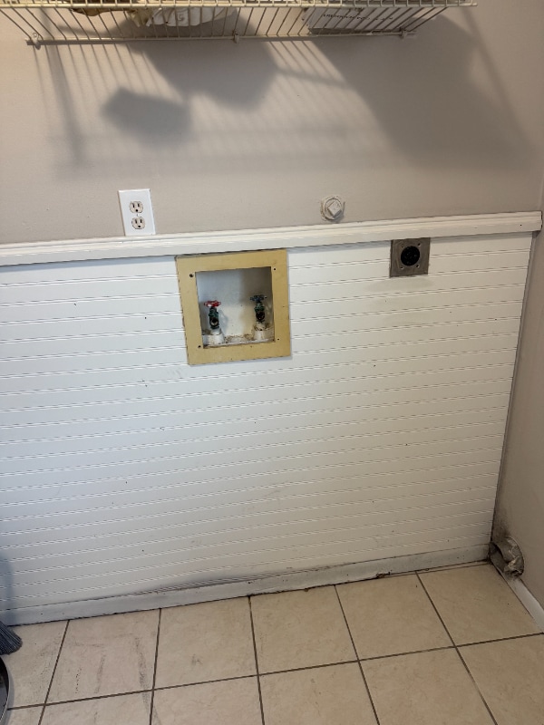 Building Photo - 1131 Redbluff Dr