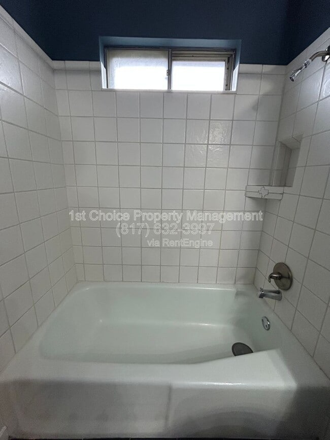 Building Photo - 6409 Stardust Dr S