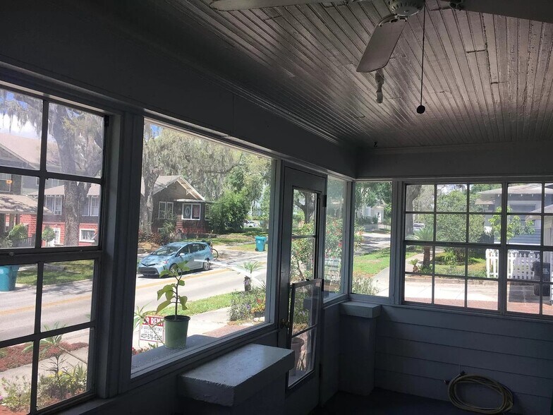 Inside entry way - 611 Hillcrest St
