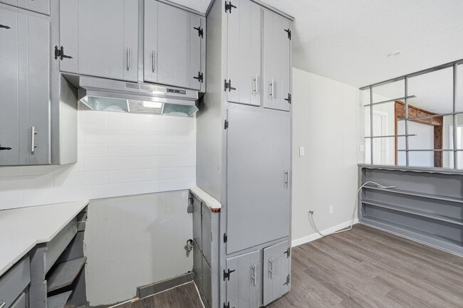 Building Photo - 2721 Ash Park Dr