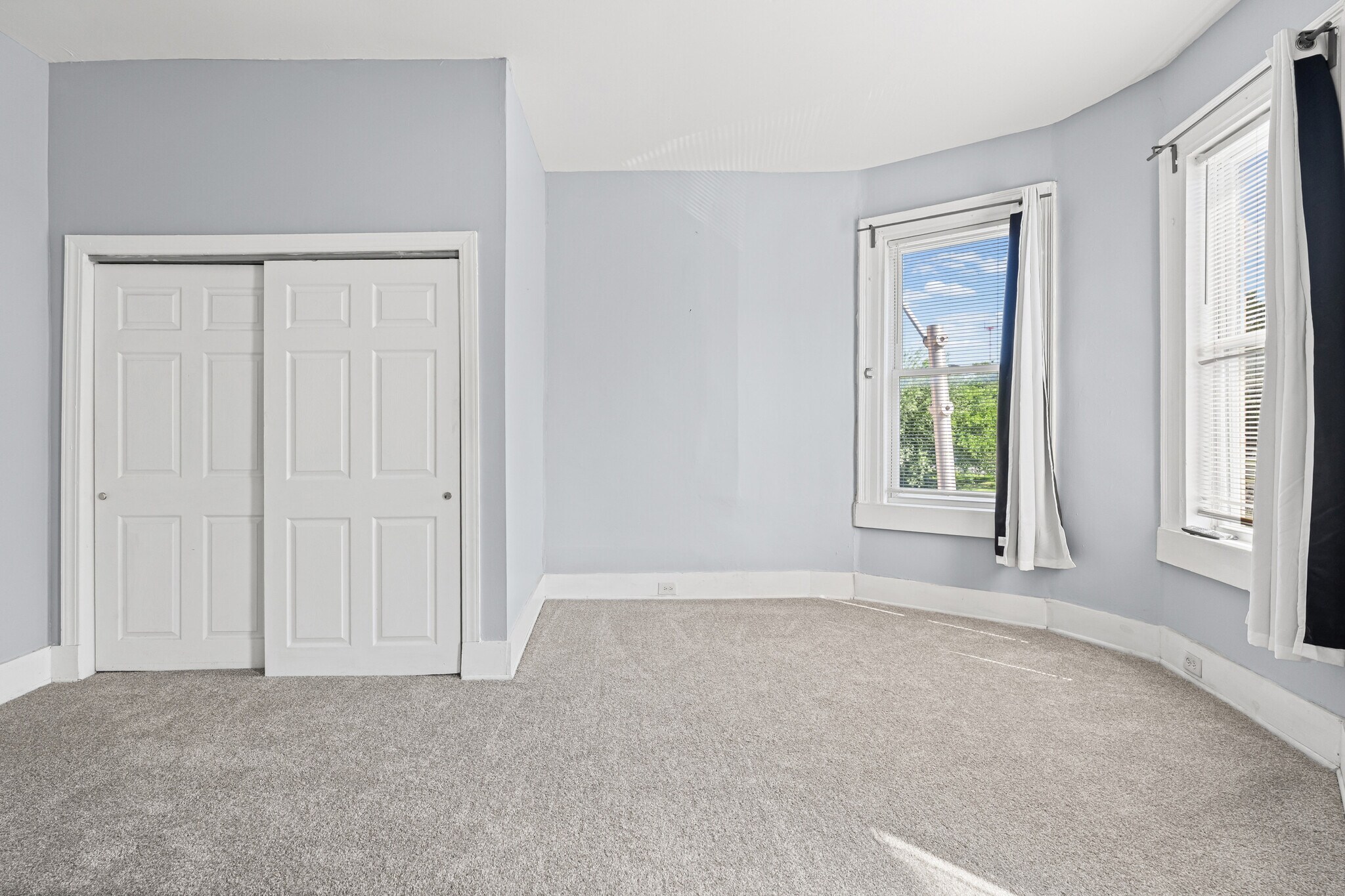 Building Photo - 3024 Auchentoroly Ter