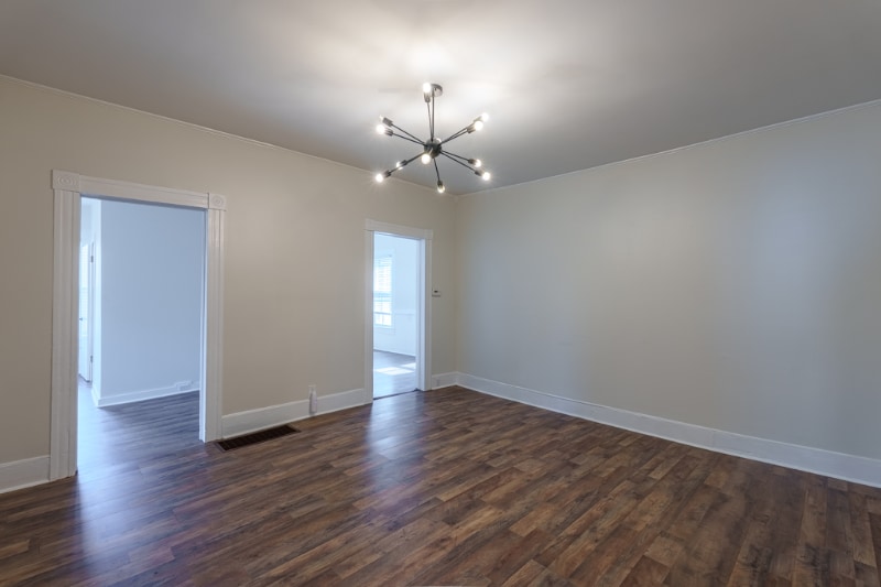 Building Photo - 1114 E Reeder St