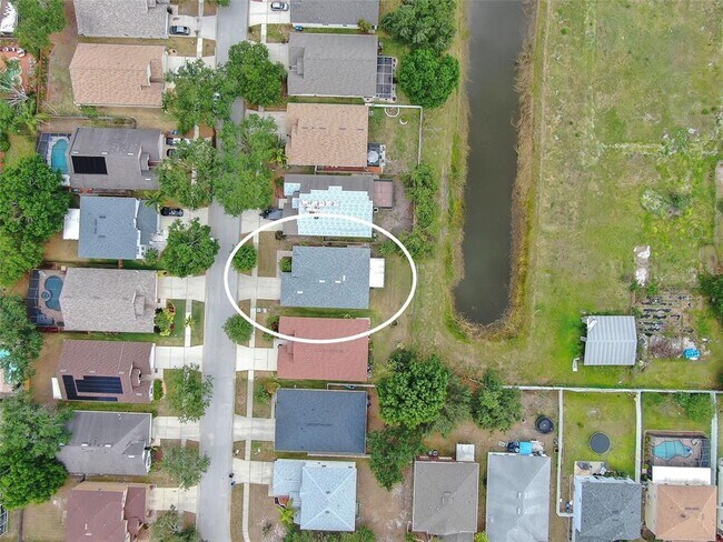 Building Photo - 6760 Waterton Dr