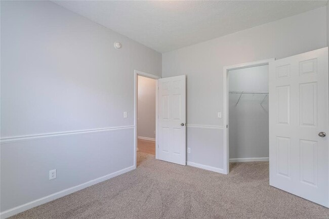 Building Photo - 623 Glenmede Ln