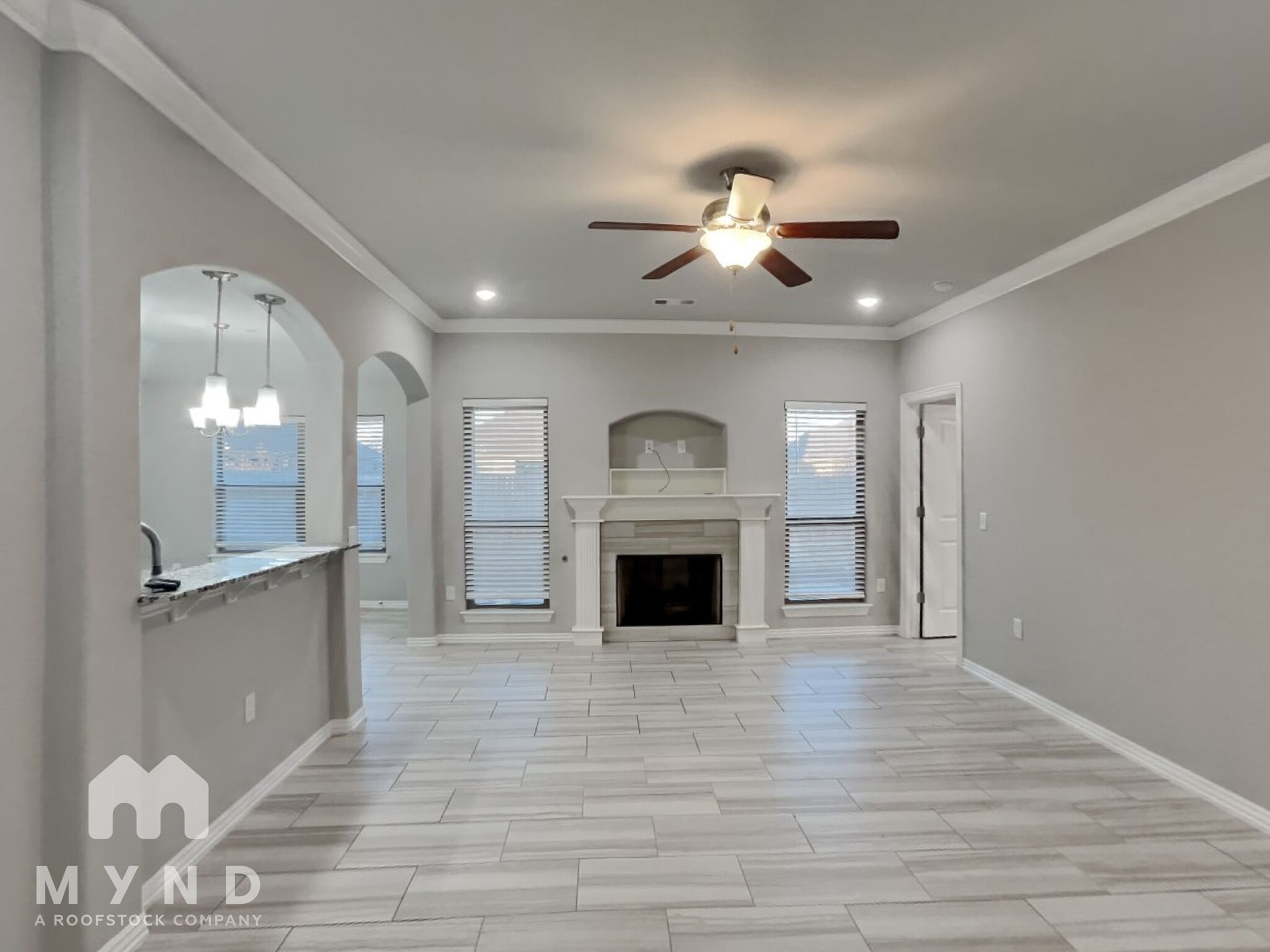 Building Photo - 920 Sassafras Ln