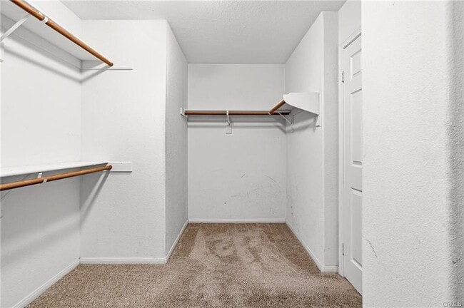 Building Photo - 45023 Silver Rose St