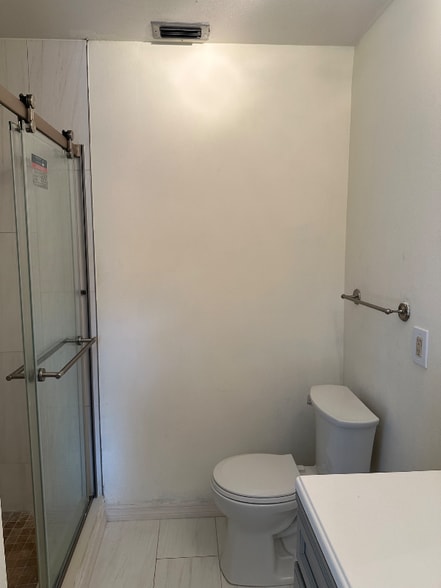 Building Photo - 8208 SW 12th Pl