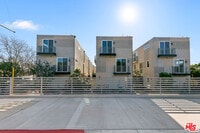 Building Photo - 15106 Roxford St