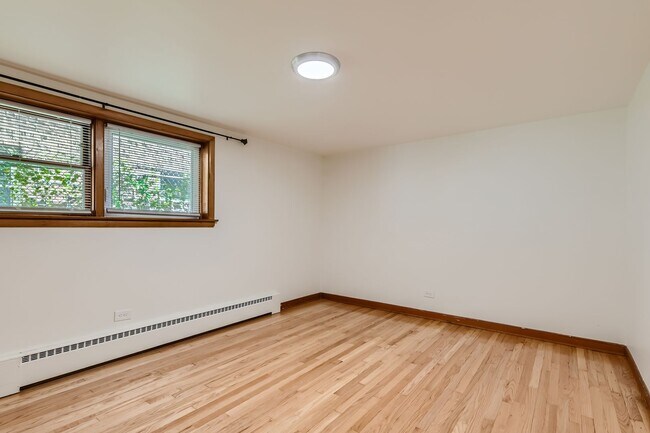 Building Photo - 1806 Euclid Ave