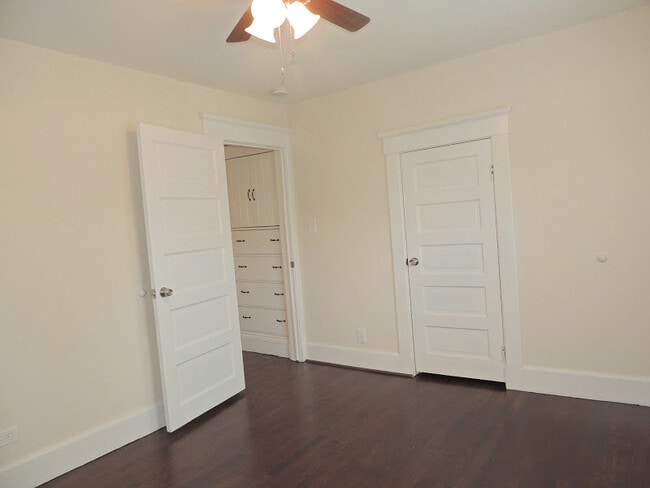 Building Photo - Renovated Colonial with 4 Beds - 1.5 Baths