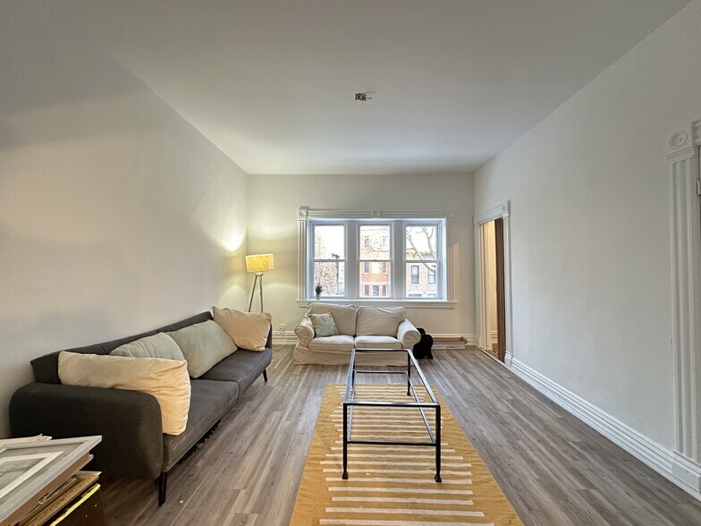 Building Photo - 1626 N Fairfield Ave