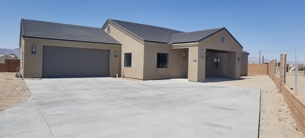 Building Photo - 1795 E Moonflower Ln