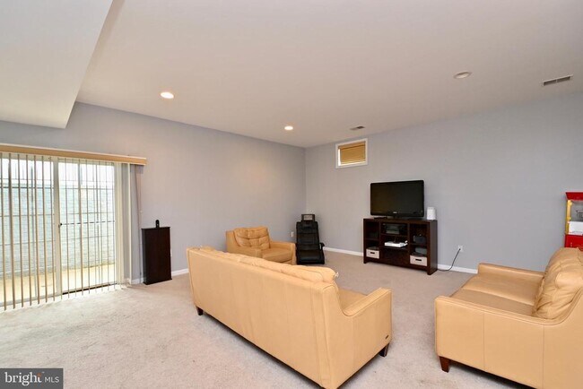 Building Photo - 11736 Folkstone Ct