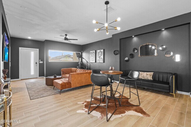 Building Photo - 12369 Polo Norte Dr