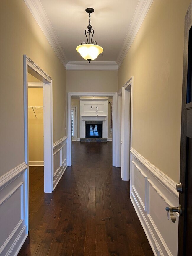 Building Photo - Beautiful Prattville Home