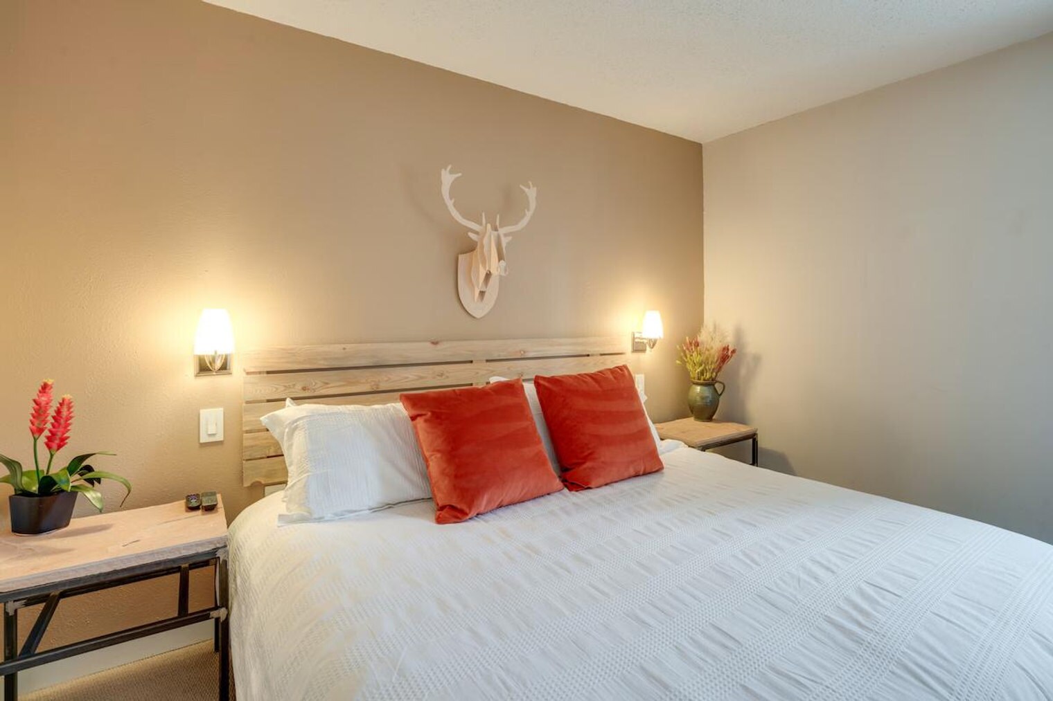 Building Photo - 1127 County Rd 3