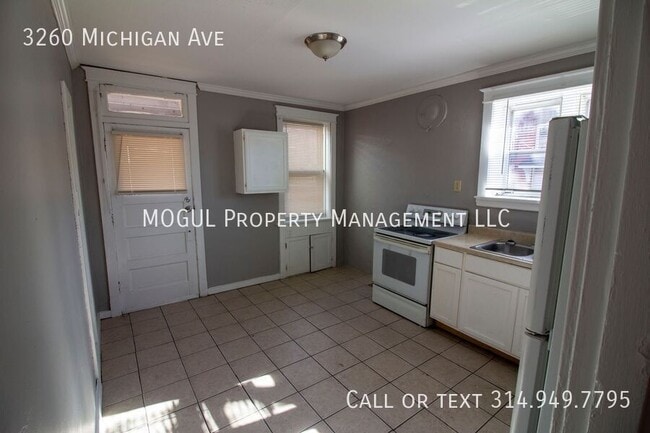 Building Photo - 3260 Michigan Ave
