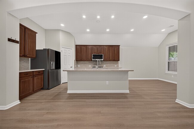 Building Photo - 5607 Granite Falls Ln