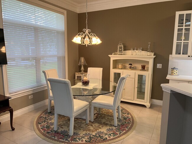 Building Photo - 628 Venetto Ct