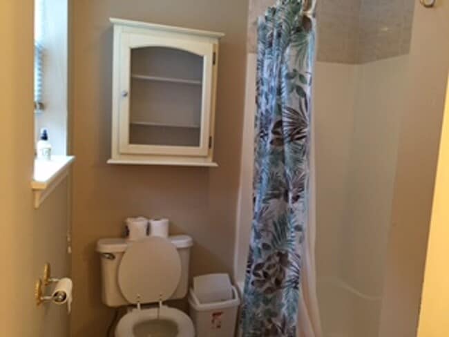 Building Photo - Beautiful 4 Bedroom house in Marlborough!