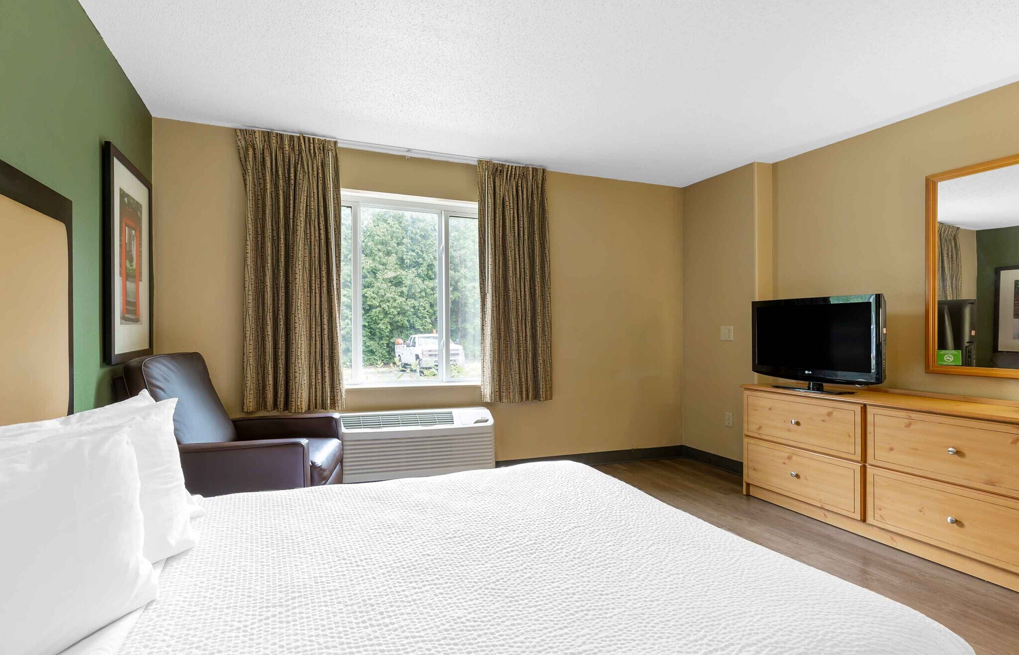 Building Photo - Furnished Studio-Columbia - Laurel - Ft. M...