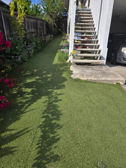 Building Photo - 2009 Pacheco Blvd