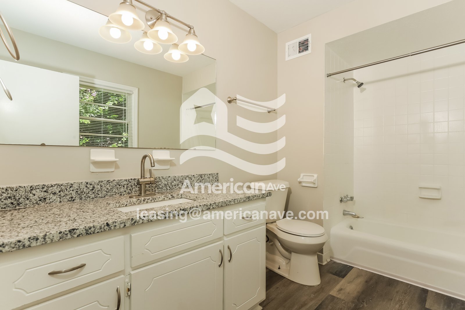 Building Photo - 1251 Schimek Dr