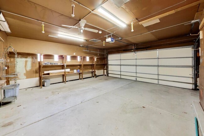 Building Photo - 7630 Beckwith Rd