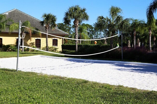 Building Photo - 2979 Banana Palm Dr