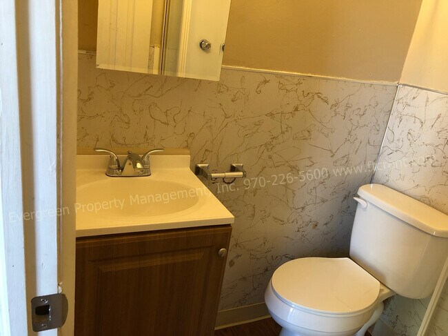 Building Photo - 161 S Lincoln Ave