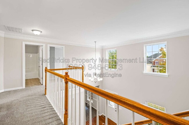 Building Photo - 10613 Bere Island Dr