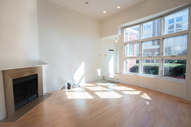 Building Photo - 1328 S Federal St