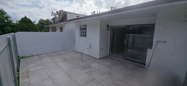 Building Photo - 12193 SW 10th St