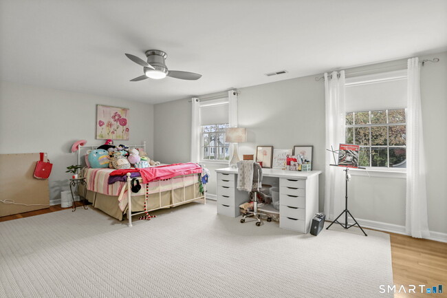 Building Photo - 23 Garden City Rd