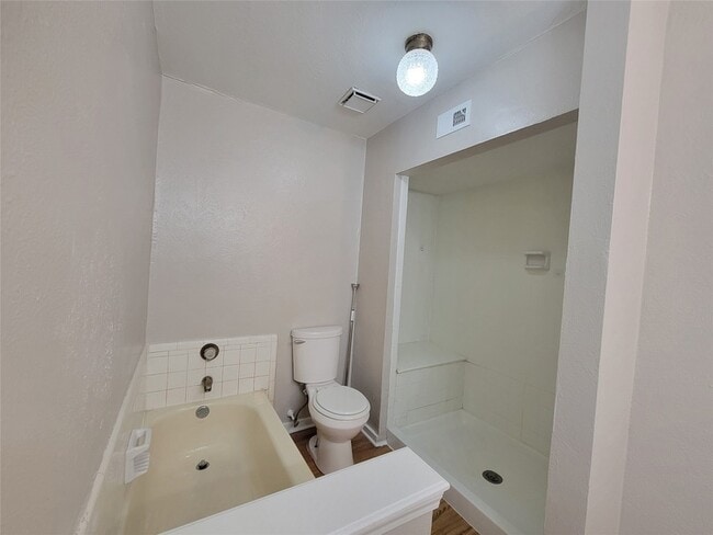 Building Photo - 5325 Brookport Dr