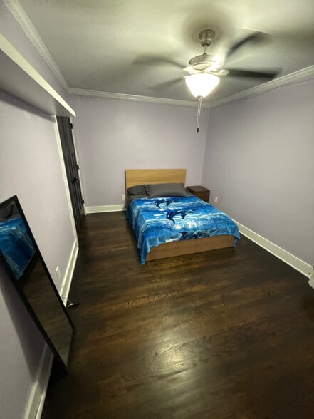 Building Photo - Room in House on Sunnybrook Rd