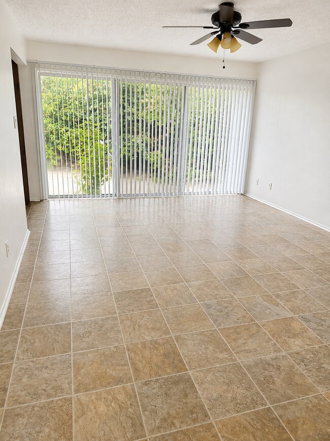 Building Photo - Charming 3-Bedroom Home with Oversized Backyard