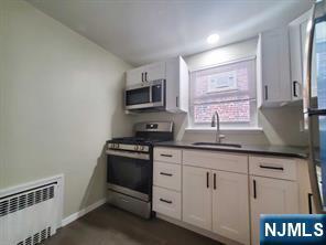 Building Photo - 22 Beech St