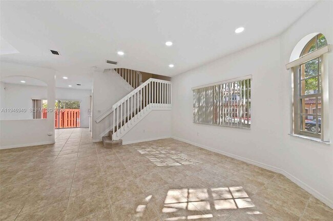 Building Photo - 14049 SW 51st Ln