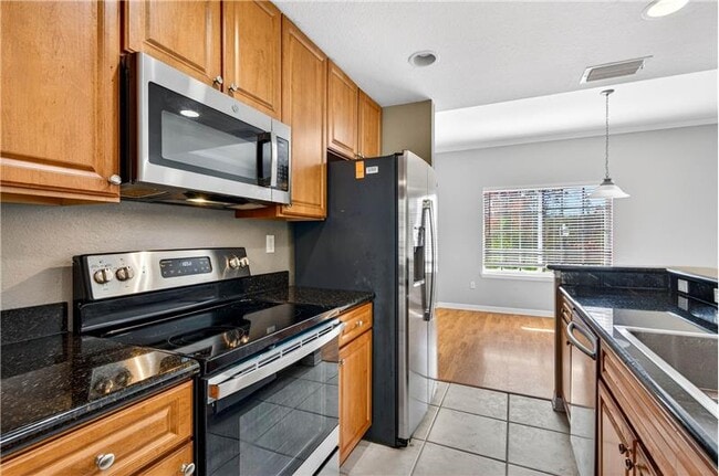 Building Photo - 9739 Meadow Field Cir