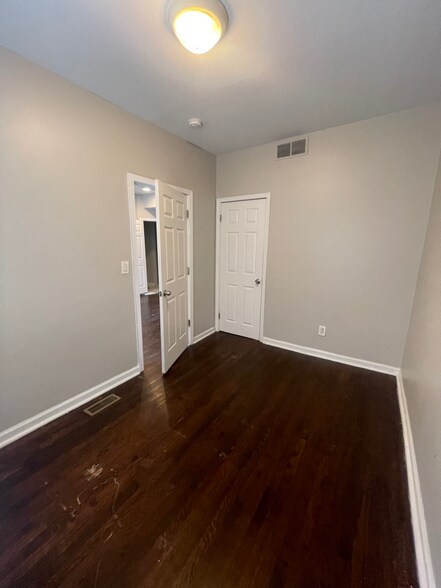Building Photo - 2638 Rosa Parks Blvd