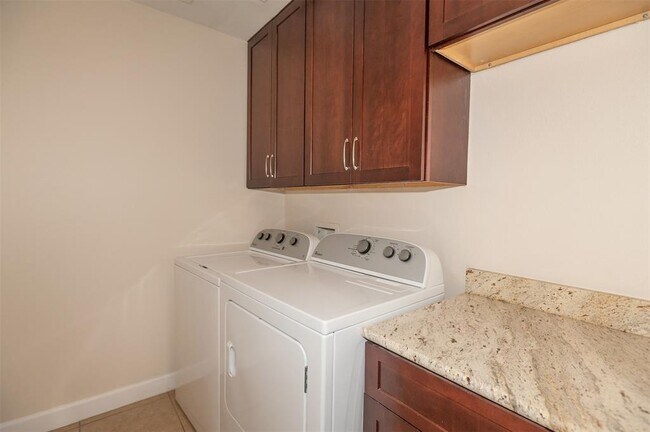 Building Photo - 1514 Betty Jo Dr