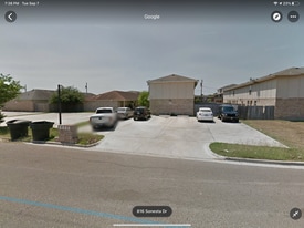 Building Photo - 817 Sonesta Dr
