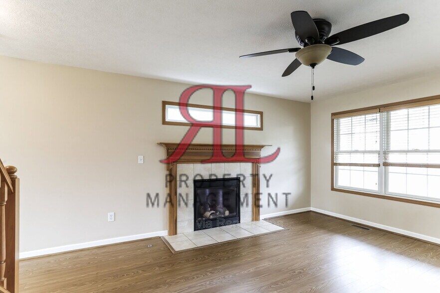 Building Photo - 8669 Brenstuhl Park Dr