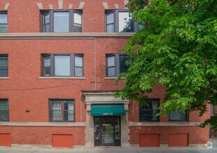 Building Photo - 2233 N Kedzie Blvd