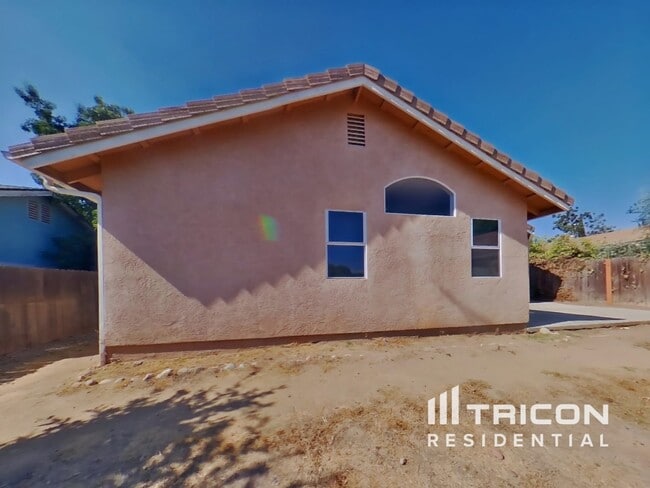 Building Photo - 34049 Nebraska Ln