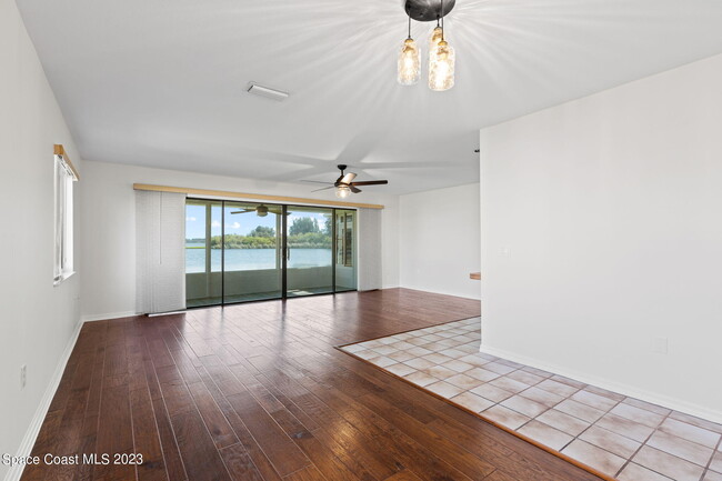 Building Photo - 271 Forecast Ln